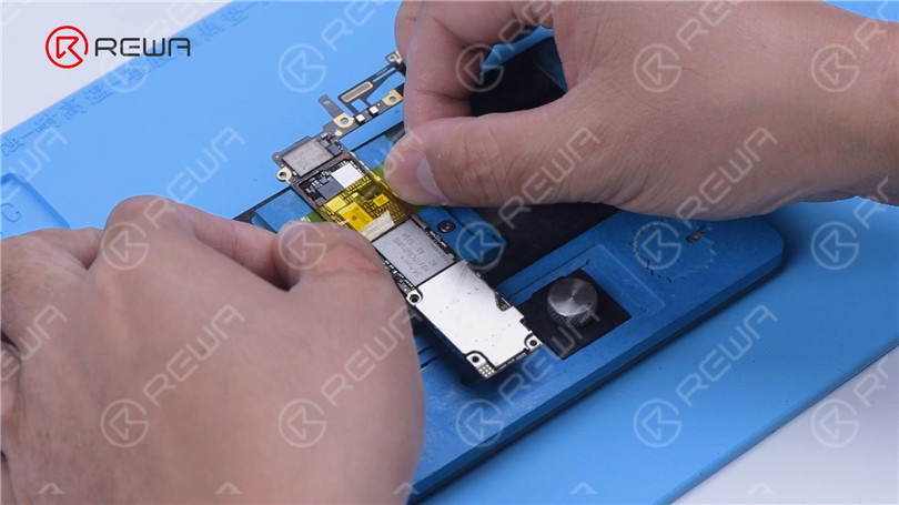 How to Use a Hot Air Gun – iPhone Motherboard Repair Tips